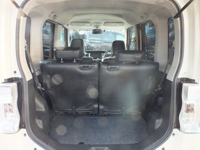 DAIHATSU TANTO CUSTOM 2017 Image 31