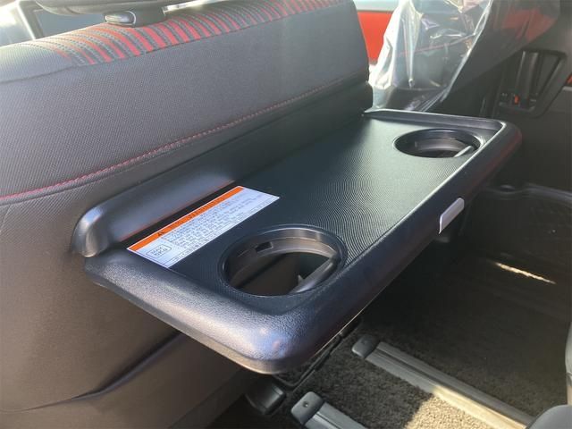 TOYOTA VOXY 4WD 2018 Image 31