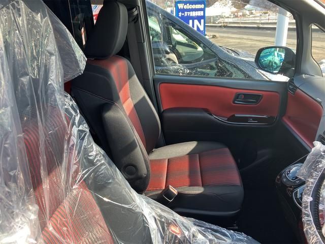 TOYOTA VOXY 4WD 2018 Image 31