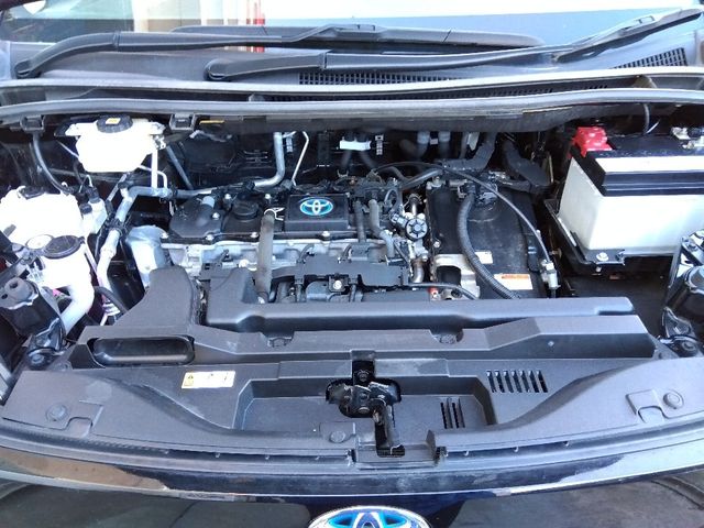 TOYOTA VOXY HYBRID 4WD 2022 Image 31