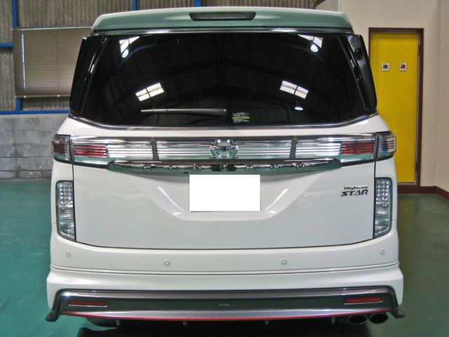 NISSAN ELGRAND  4WD 2015 Image 31