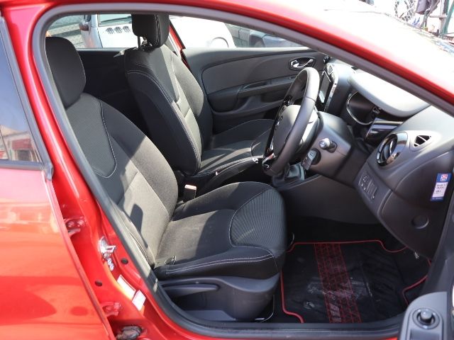 RENAULT LUTECIA 2015 Image 31