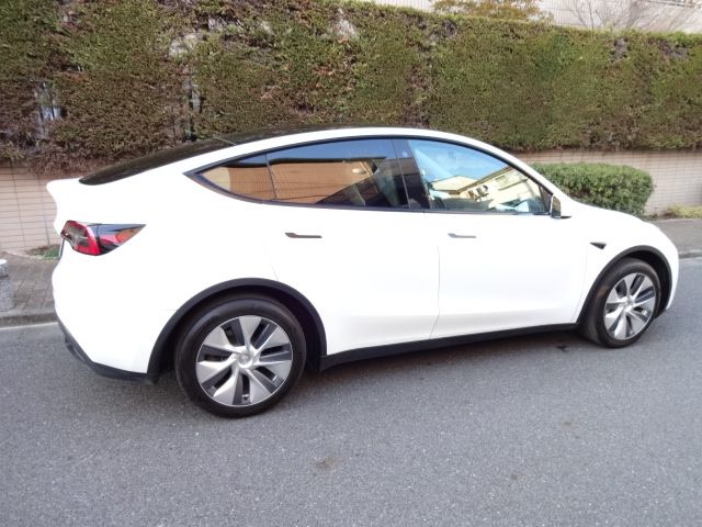 TESLA MODEL Y 2024 Image 31