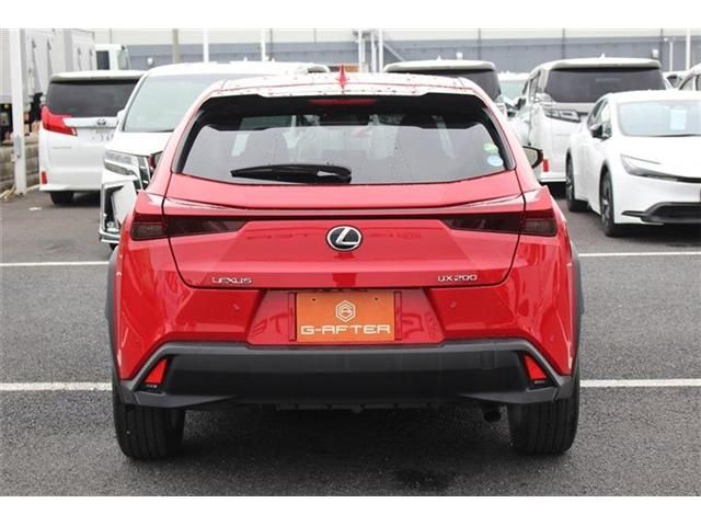 TOYOTA LEXUS UX200 2018 Image 31