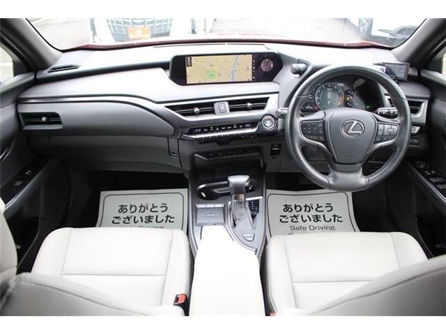 TOYOTA LEXUS UX200 2018 Image 31