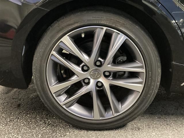 TOYOTA LEXUS IS300H AWD 2017 Image 31