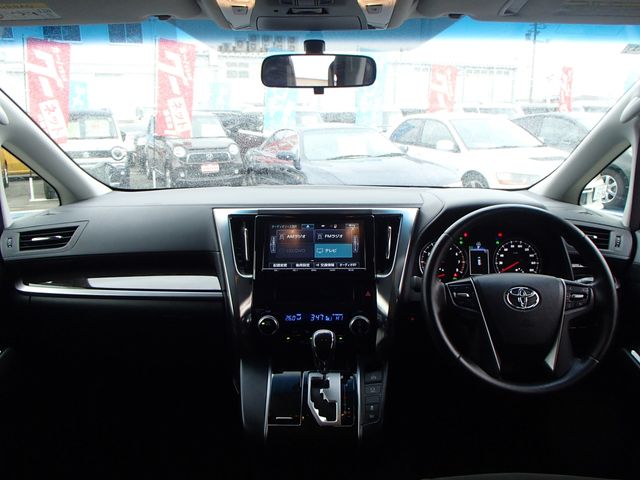TOYOTA ALPHARD 2017 Image 31