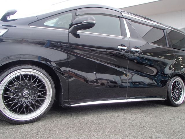 TOYOTA ALPHARD 2017 Image 31