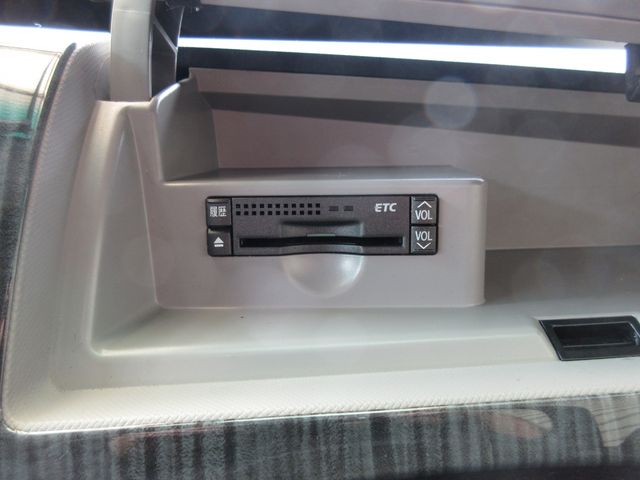 TOYOTA ESTIMA 2008 Image 31