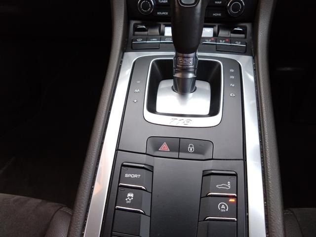 PORSCHE 718CAYMAN 2017 Image 31