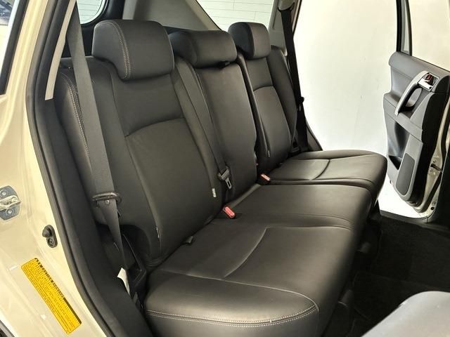 TOYOTA LANDCRUISER PRADO 2014 Image 31