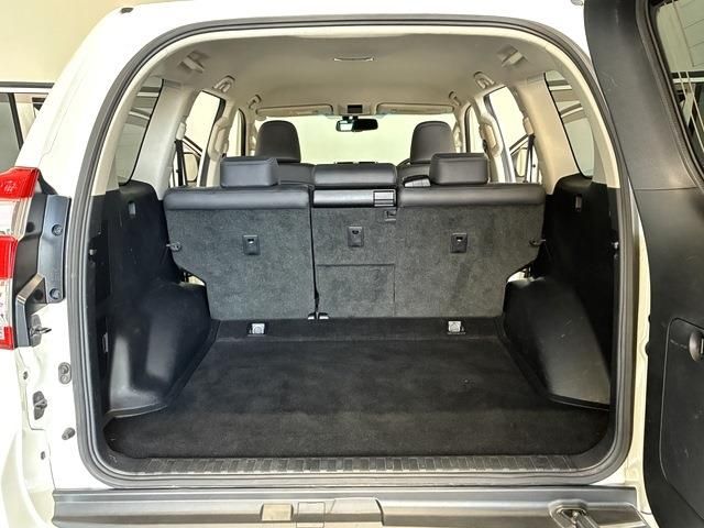 TOYOTA LANDCRUISER PRADO 2014 Image 31