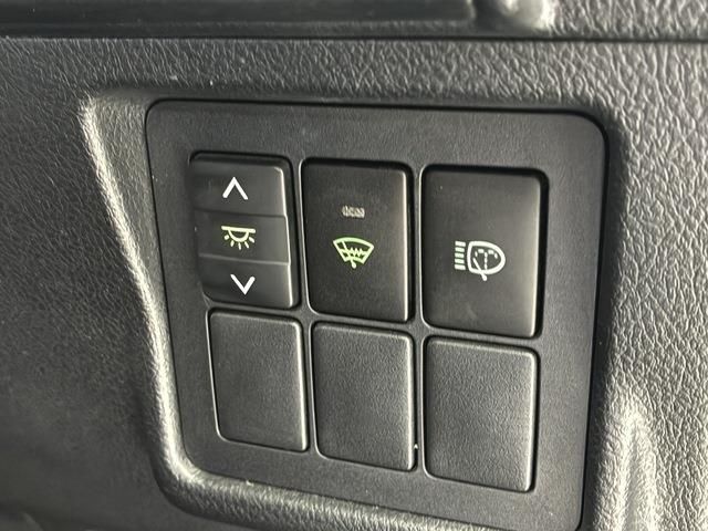 TOYOTA LANDCRUISER PRADO 2014 Image 31