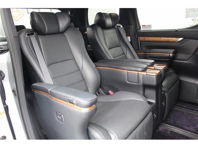 TOYOTA ALPHARD HYBRID 4WD 2016 Image 31