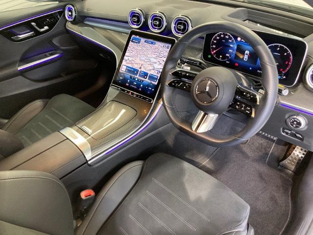 MERCEDES BENZ C CLAS 2024 Image 31