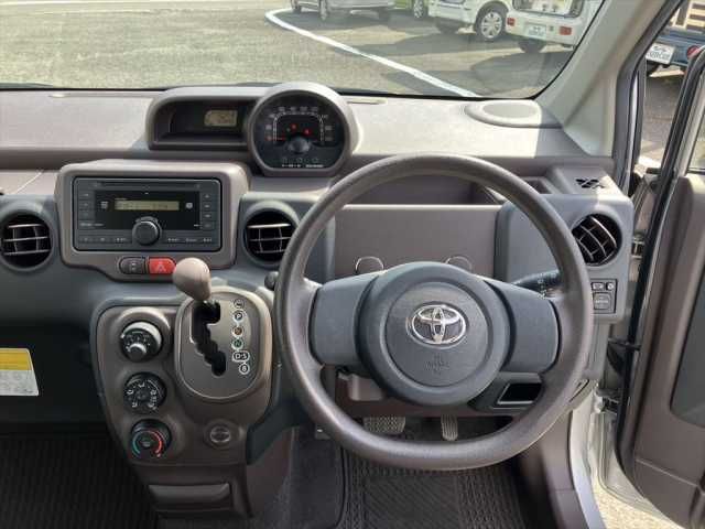 TOYOTA PORTE 2013 Image 31