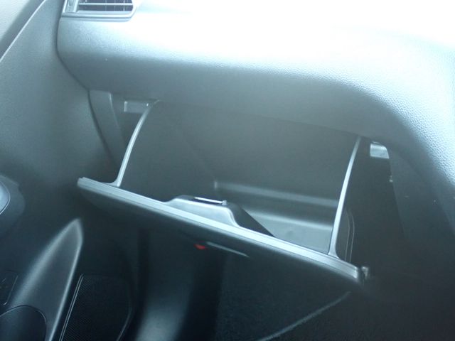 SUZUKI SWIFT 2018 Image 31