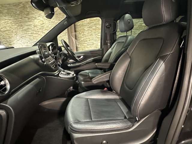 MERCEDES BENZ V CLAS 2017 Image 31