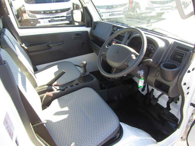 MITSUBISHI MINICAB TRUCK 2024 Image 31