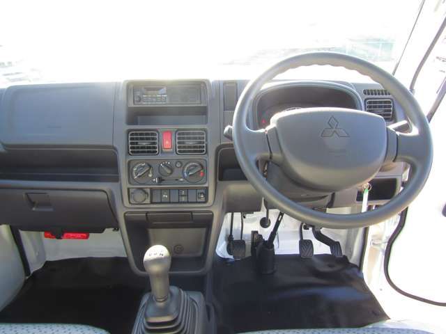 MITSUBISHI MINICAB TRUCK 2024 Image 31