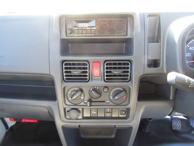 MITSUBISHI MINICAB TRUCK 2024 Image 31