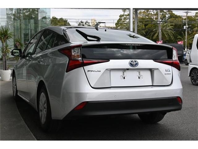 TOYOTA PRIUS 4WD 2022 Image 31