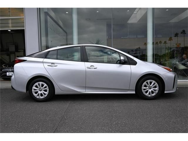 TOYOTA PRIUS 4WD 2022 Image 31