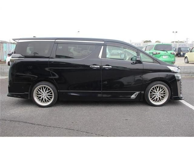 TOYOTA VELLFIRE 2019 Image 31