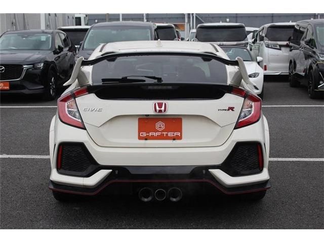 HONDA CIVIC HATCHBACK 2017 Image 31