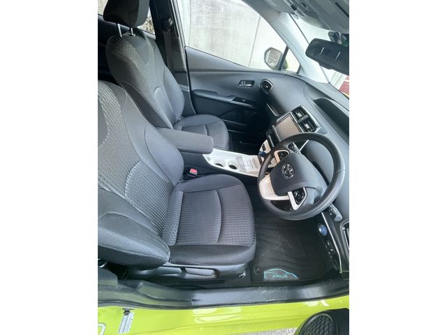 TOYOTA PRIUS 2016 Image 31