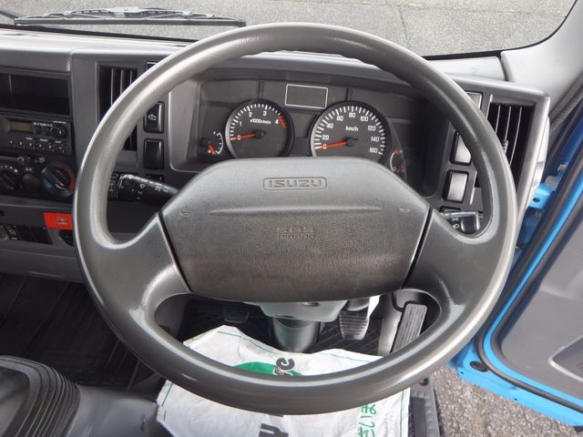 ISUZU ELF 2013 Image 31