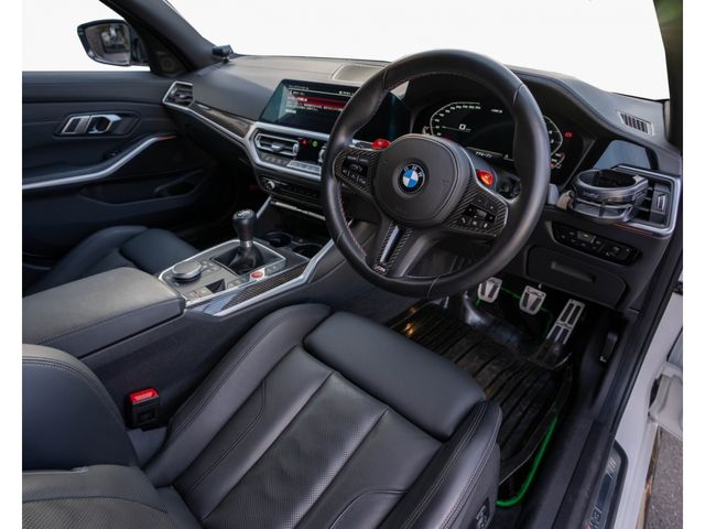 BMW M3 SEDAN 2022 Image 31