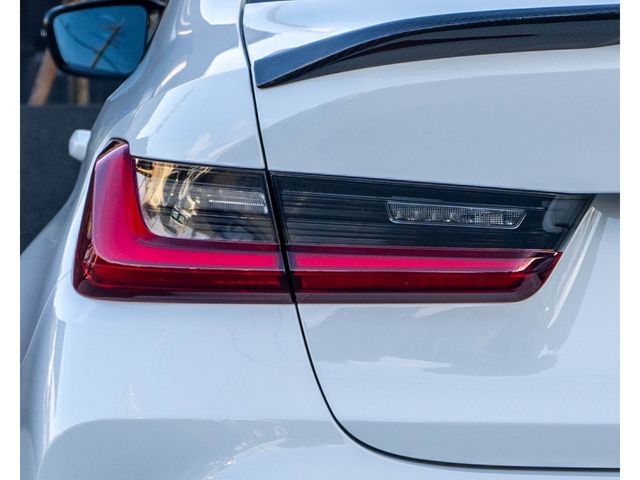 BMW M3 SEDAN 2022 Image 31