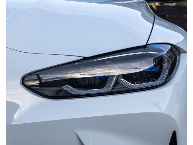 BMW M3 SEDAN 2022 Image 31