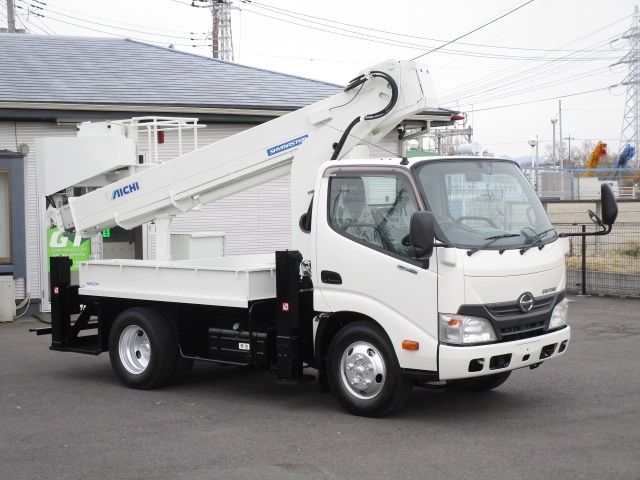 HINO DUTRO 2016 Image 31