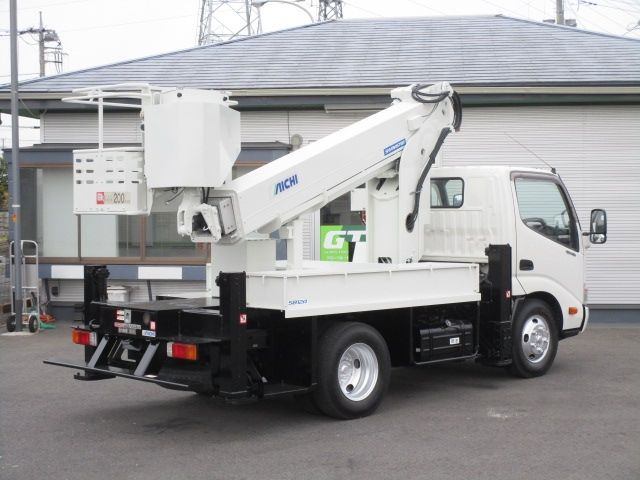 HINO DUTRO 2016 Image 31