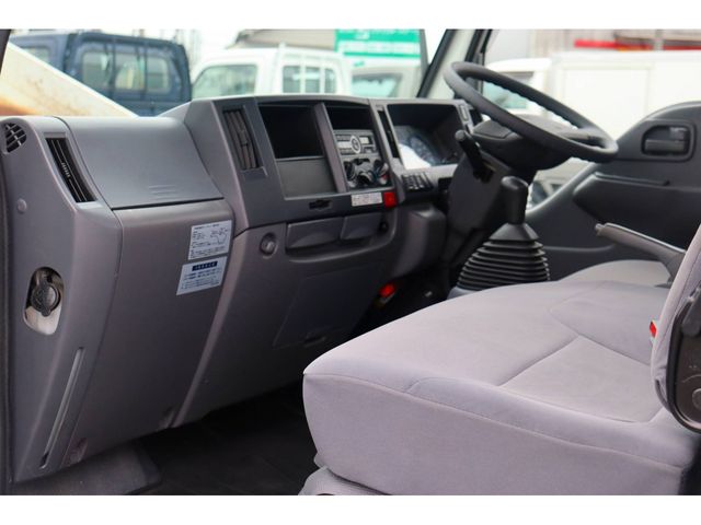 ISUZU ELF 2015 Image 31