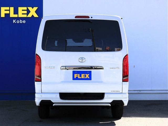 TOYOTA HIACE VAN 2WD 2021 Image 31