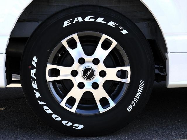 TOYOTA HIACE VAN 2WD 2021 Image 31