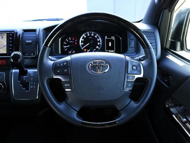 TOYOTA HIACE VAN 2WD 2021 Image 31