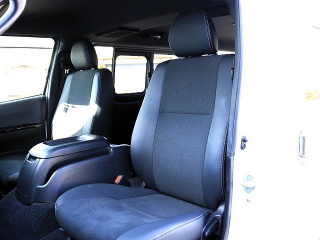 TOYOTA HIACE VAN 2WD 2021 Image 31