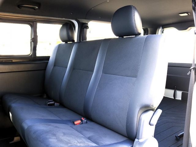 TOYOTA HIACE VAN 2WD 2021 Image 31