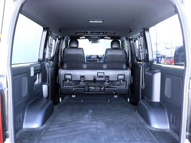 TOYOTA HIACE VAN 2WD 2021 Image 31