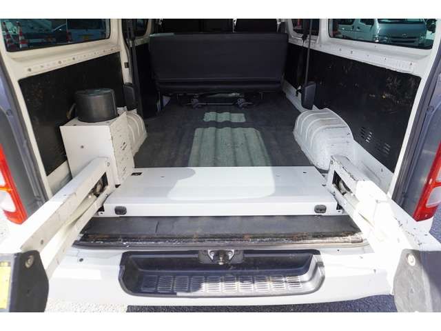 TOYOTA HIACE VAN 1.25T 2WD 2017 Image 31