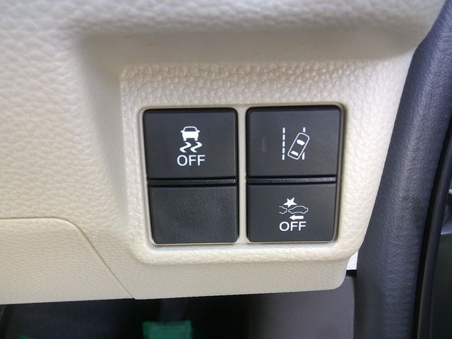 HONDA N BOX 2020 Image 31