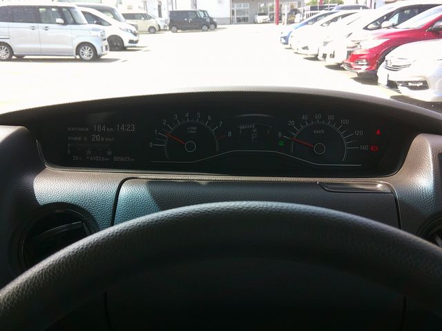 HONDA N BOX 2020 Image 31