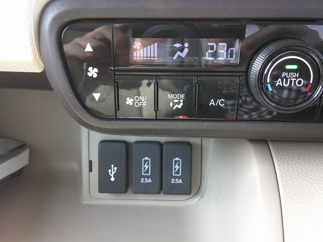 HONDA N BOX 2020 Image 31