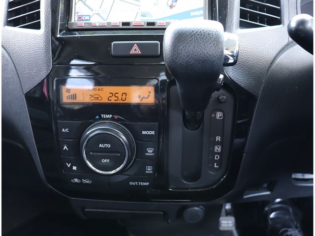 SUZUKI PALETTE SW 2009 Image 31