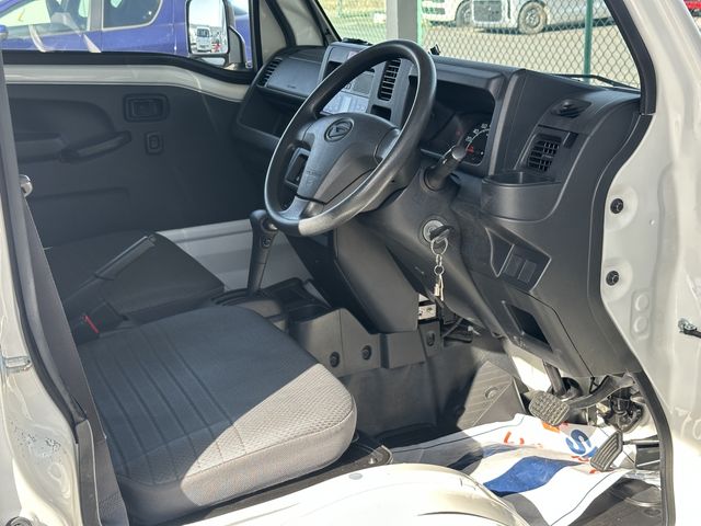 DAIHATSU HIJET TRUCK 2018 Image 31