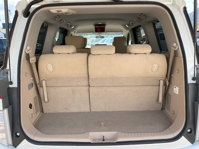 NISSAN ELGRAND 2010 Image 31